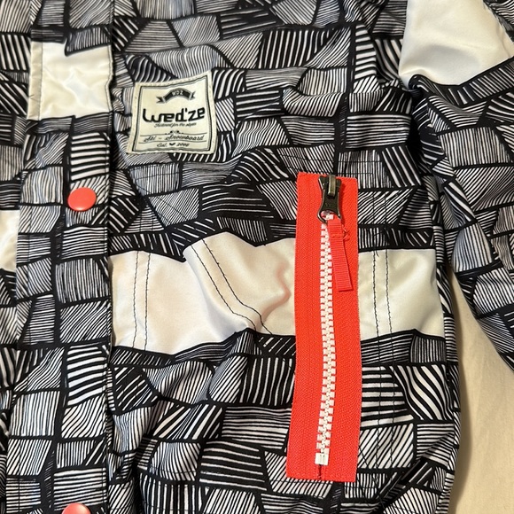 Girl ski jacket - Picture 2 of 9